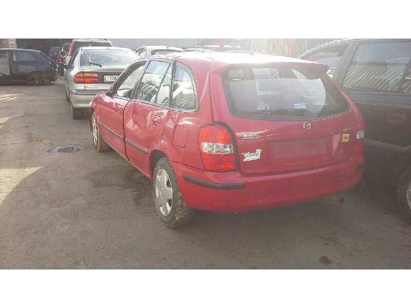 mazda 323 berlina f/s (bj) del año 1999
