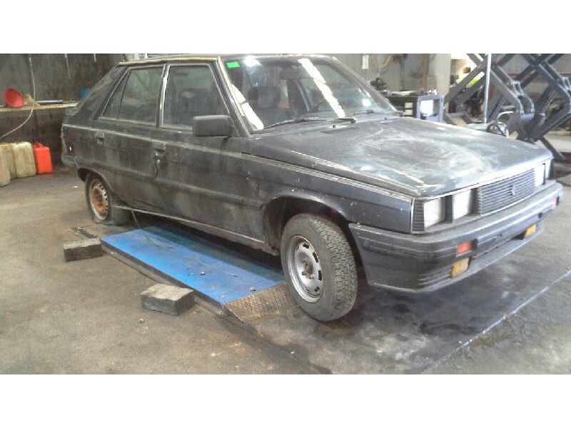 renault r-11 del año 1986