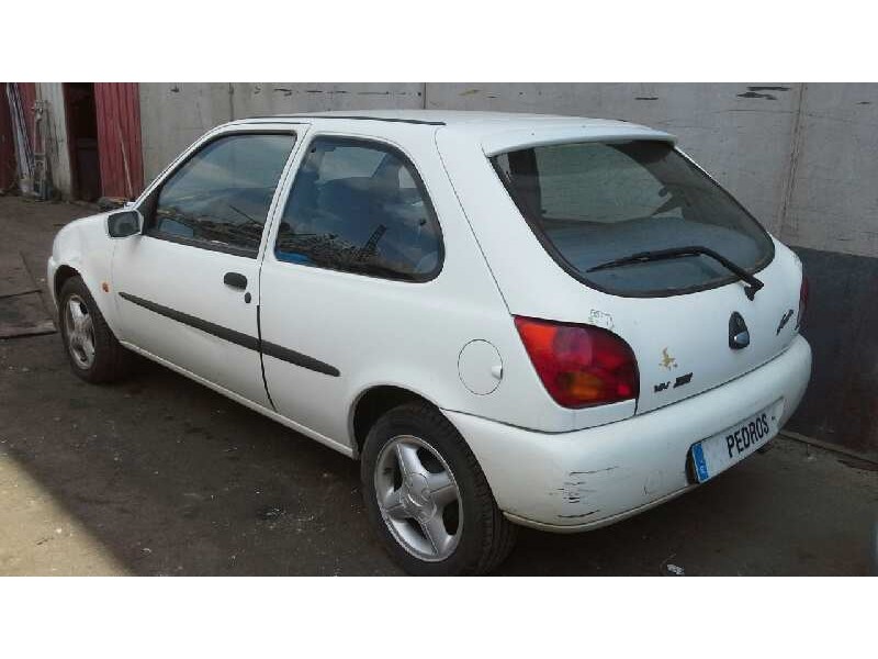 ford fiesta berlina (dx) del año 1998
