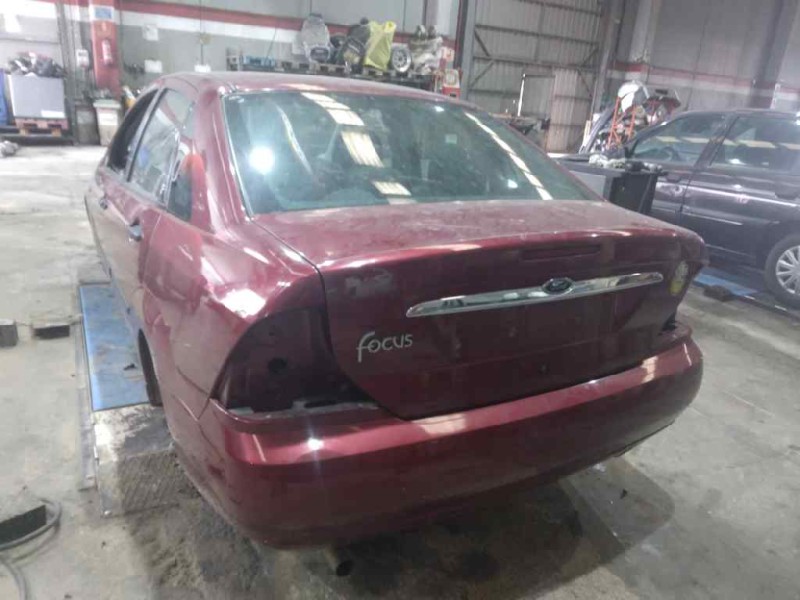 ford focus berlina (cak) del año 1999