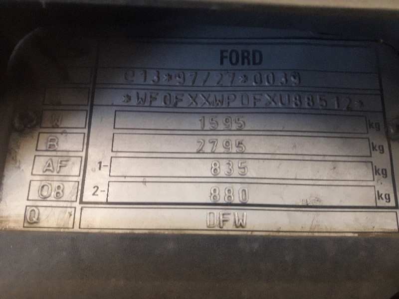 ford focus berlina (cak) del año 1999