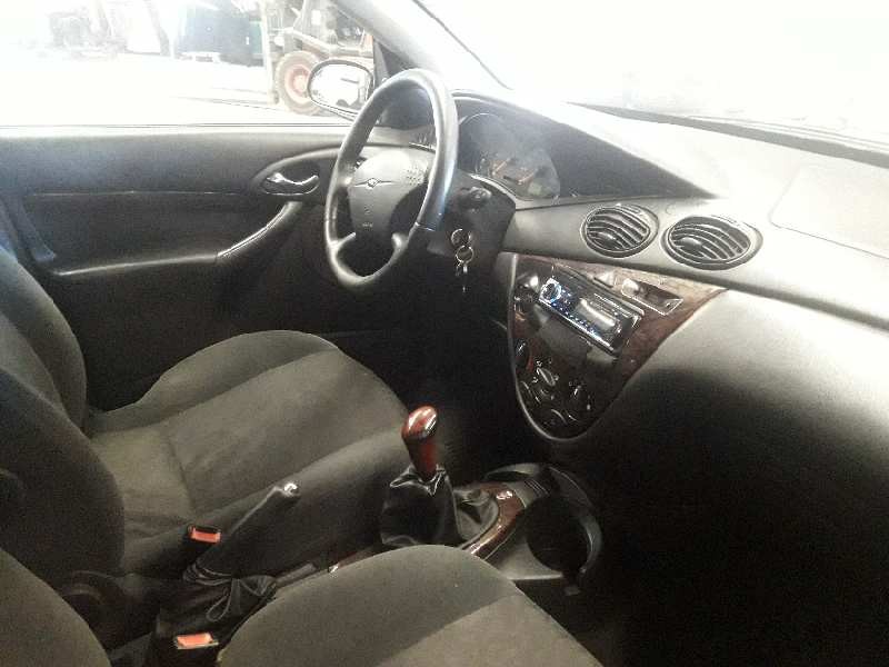 ford focus berlina (cak) del año 1999