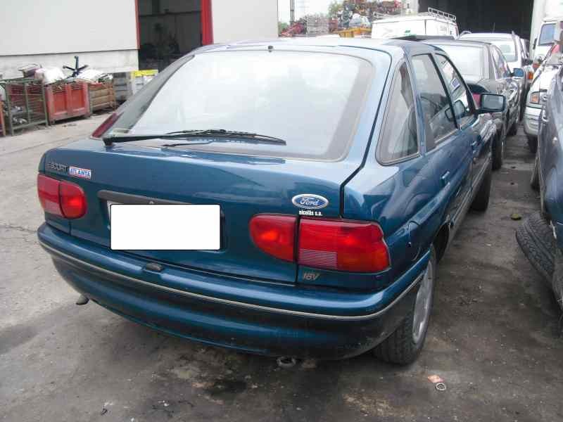 ford escort berlina/turnier del año 1994