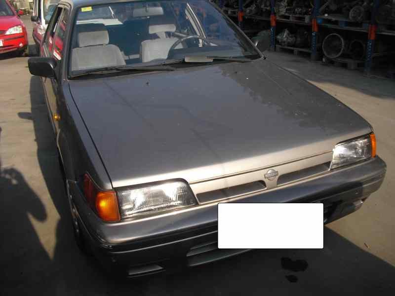 nissan sunny berlina (n13) del año 1989