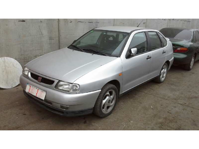 seat cordoba berlina (6k2) del año 1996