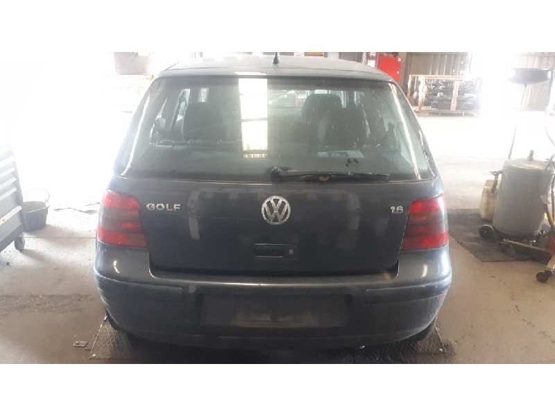 volkswagen golf iv berlina (1j1) del año 2000