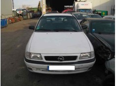 opel astra f berlina del año 1995 2