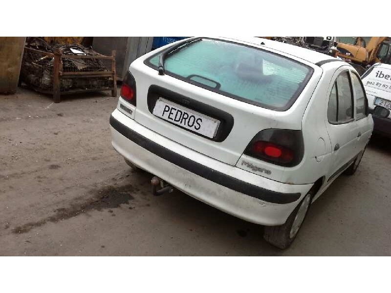 renault megane i berlina hatchback (ba0) del año 1998