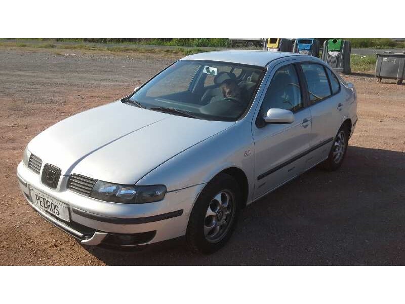 seat toledo (1m2) del año 2000