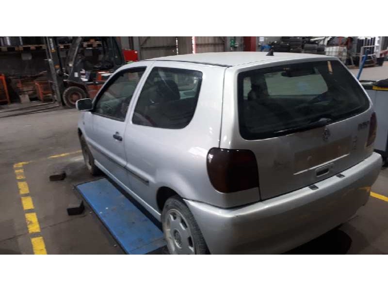 volkswagen polo berlina (6n1) del año 1998