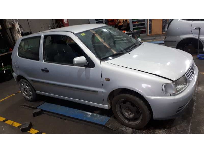 volkswagen polo berlina (6n1) del año 1998