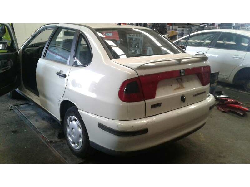 seat cordoba berlina (6k2) del año 1997