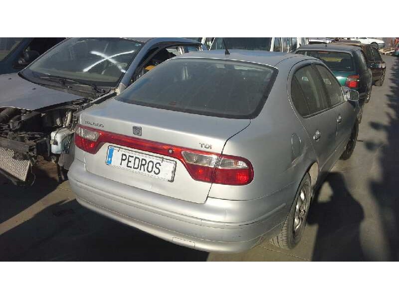 seat toledo (1m2) del año 1999