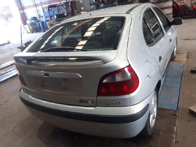renault megane i fase 2 berlina (ba0) del año 1999