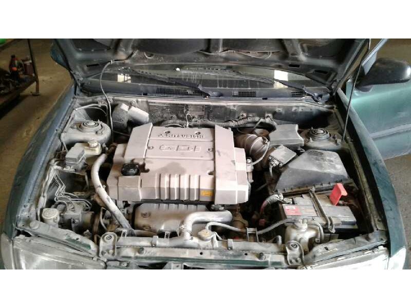 mitsubishi carisma berina 5 (da0) del año 1998