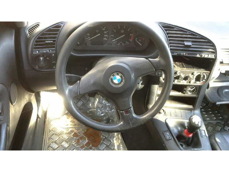bmw serie 3 berlina (e36) del año 1994