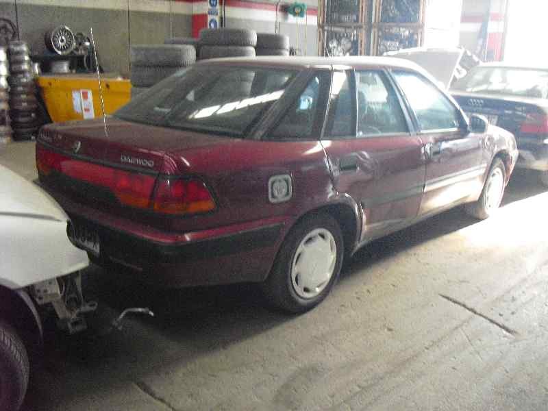 daewoo aranos del año 1995