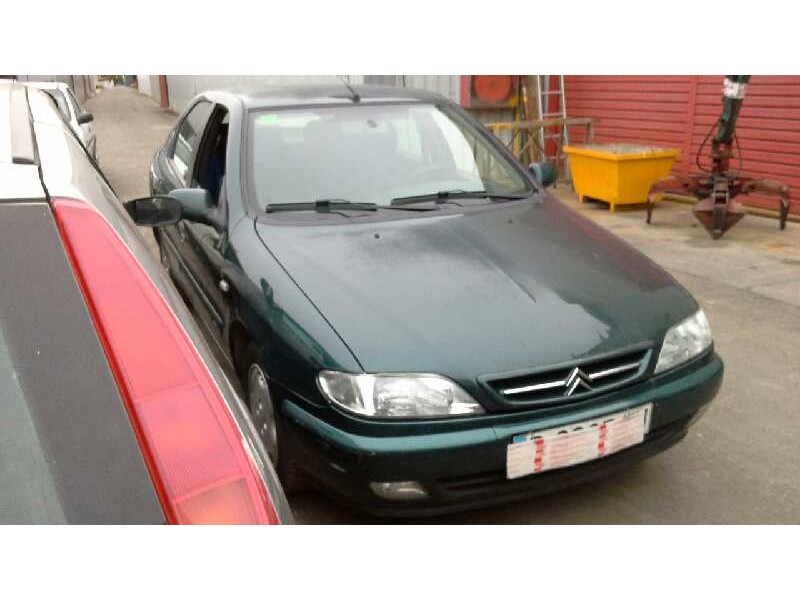 citroën xsara berlina del año 2000