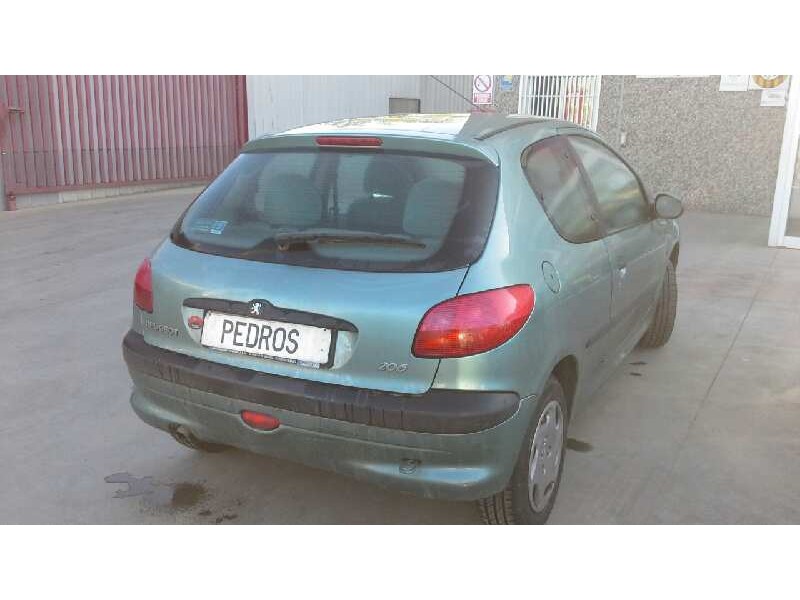 peugeot 206 berlina del año 1999