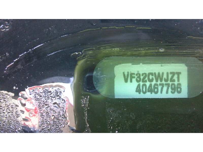 peugeot 206 berlina del año 1999