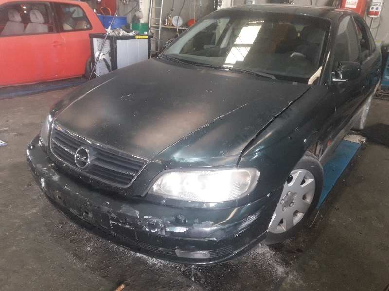 opel omega b del año 2000