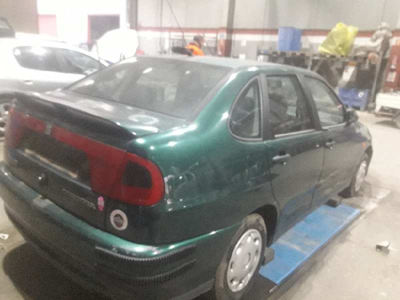 seat cordoba berlina (6k2) del año 1998