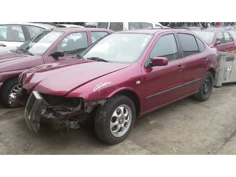 seat toledo (1m2) del año 2000