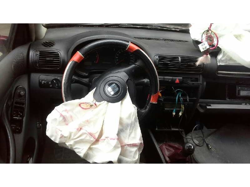 seat toledo (1m2) del año 2000