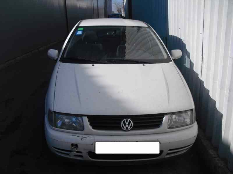 volkswagen polo berlina (6n1) del año 1998