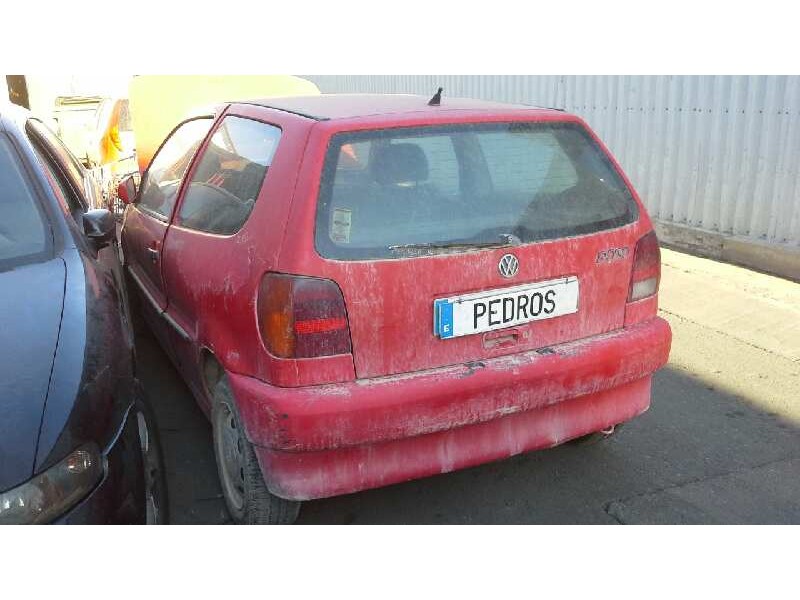 volkswagen polo berlina (6n1) del año 1996