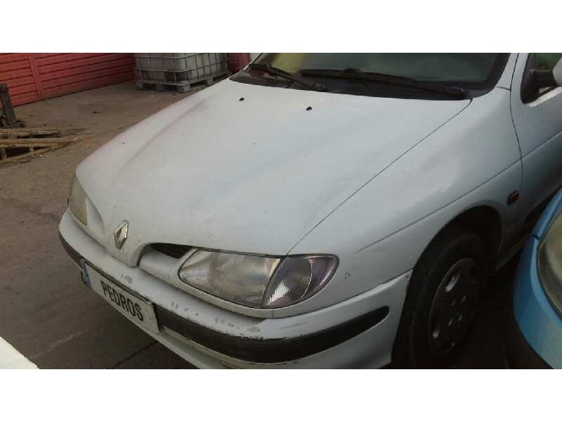 renault megane i berlina hatchback (ba0) del año 1998