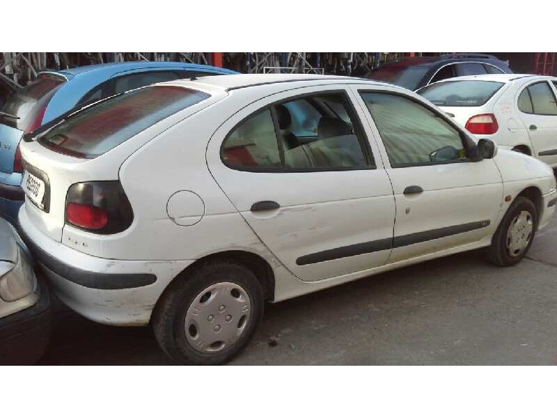 renault megane i berlina hatchback (ba0) del año 1998
