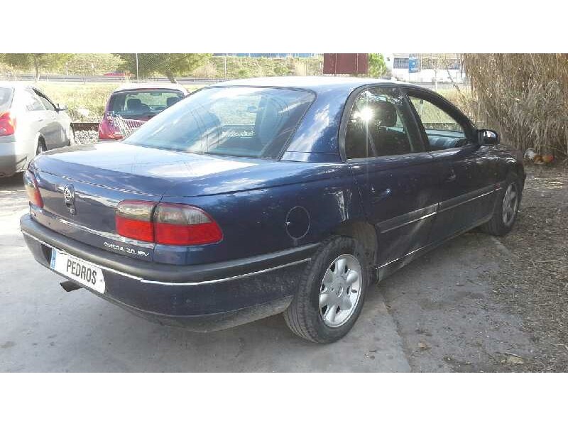opel omega b del año 1999