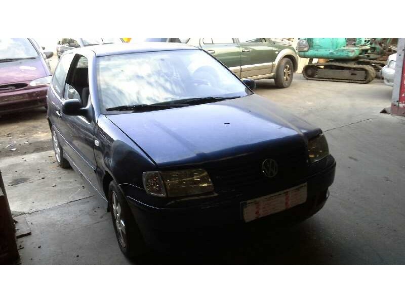 volkswagen polo berlina (6n2) del año 2000
