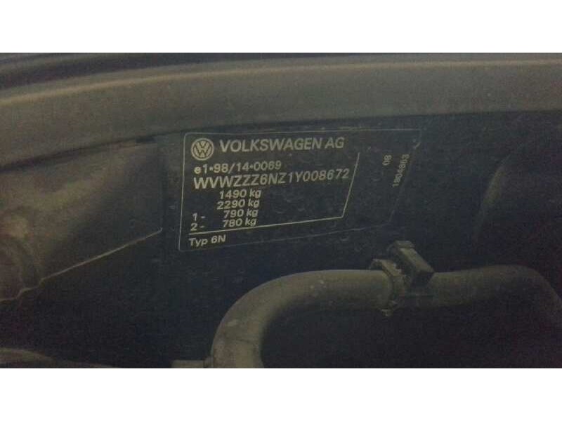 volkswagen polo berlina (6n2) del año 2000