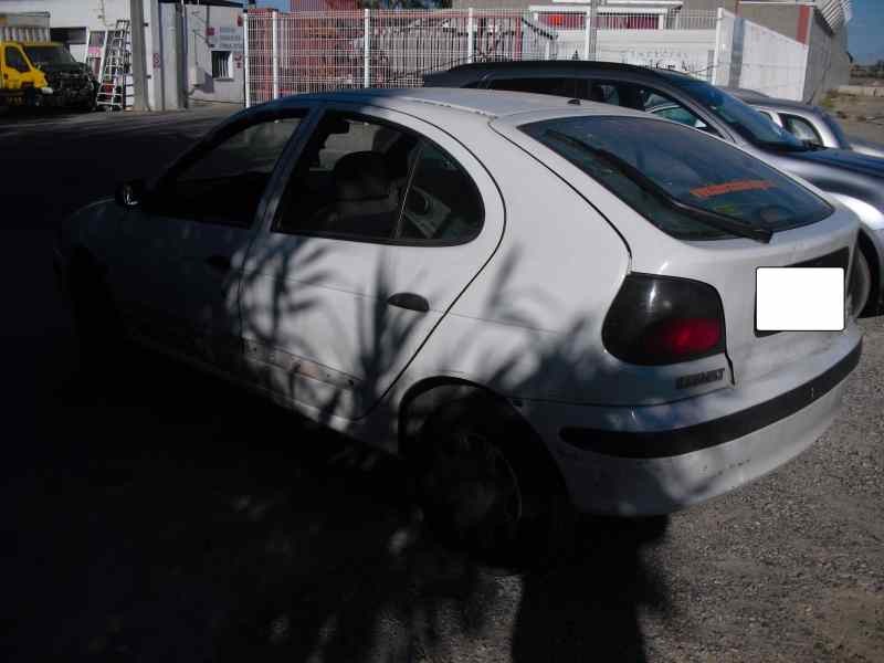 renault megane i berlina hatchback (ba0) del año 1998