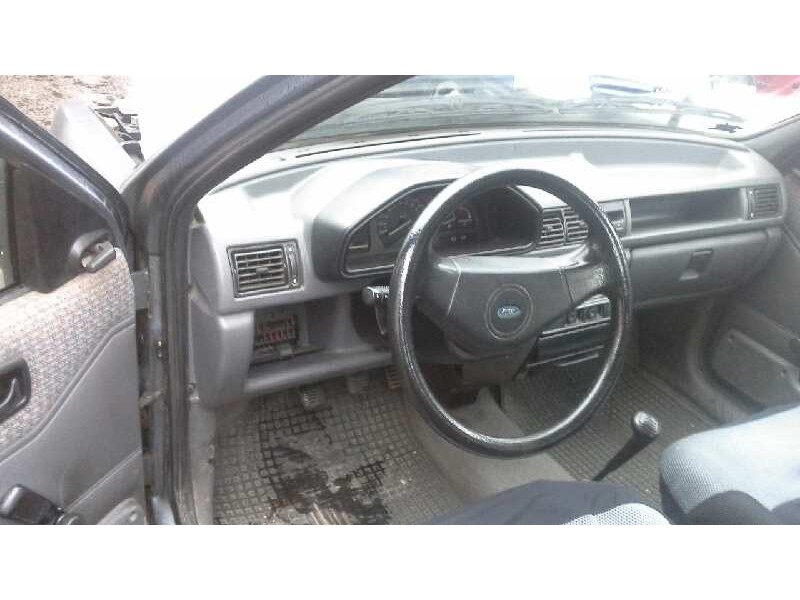 ford fiesta berl./courier del año 1990