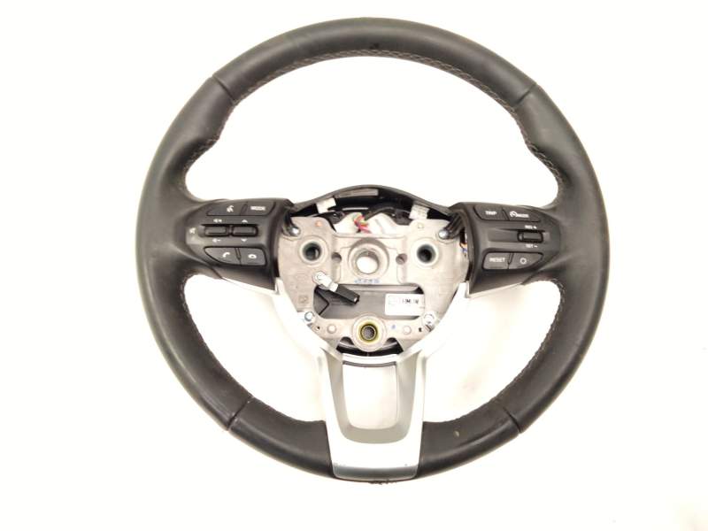 Recambio de volante para kia stonic (yb) 1.2 cvvt referencia OEM IAM 68130H8000  