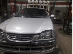 toyota avensis berlina (t 22) del año 2000 2