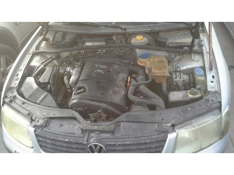 volkswagen passat berlina (3b2) del año 1999
