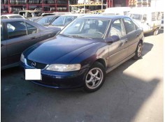 opel vectra b berlina del año 2000