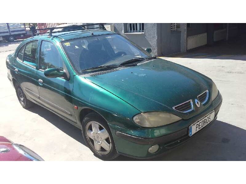 renault megane i classic (la0) del año 2000