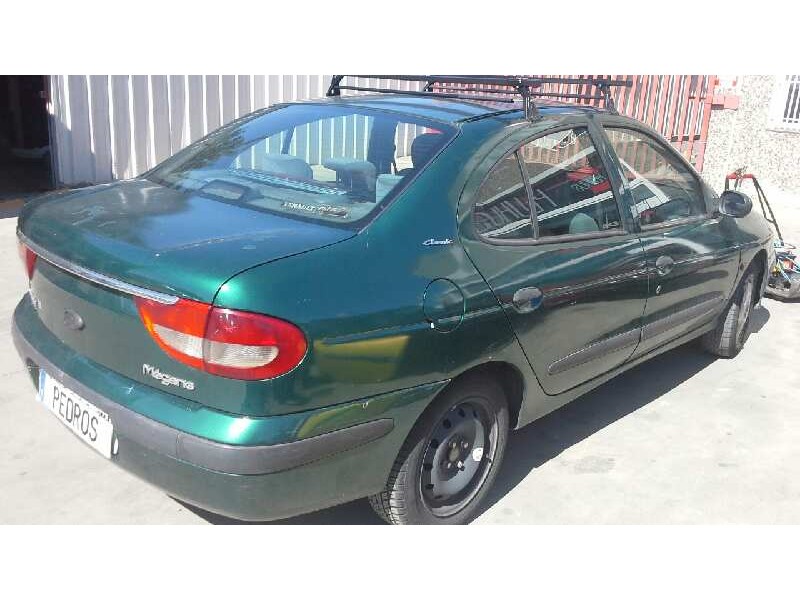renault megane i classic (la0) del año 2000