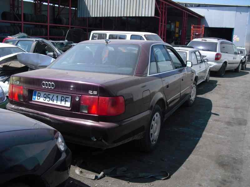 audi a6 berlina (c4) del año 1950