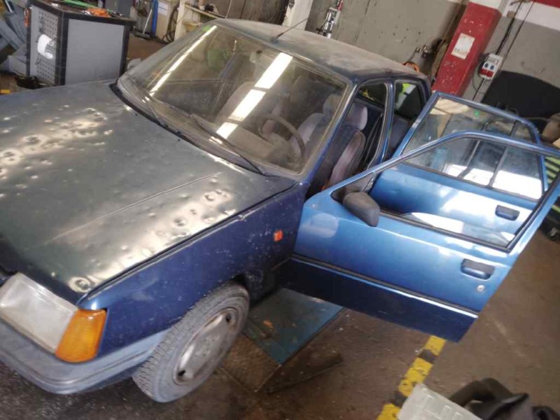 peugeot 205 berlina del año 1998