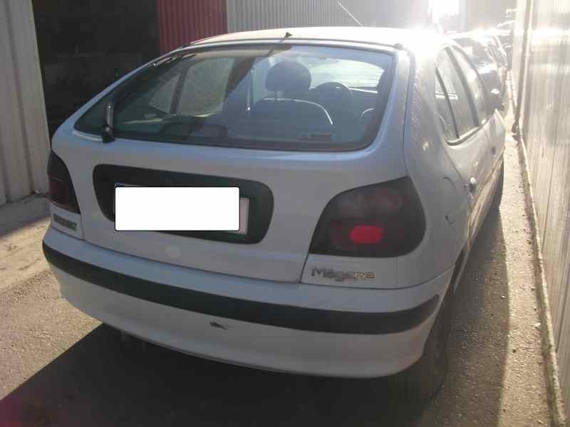 renault megane i berlina hatchback (ba0) del año 1997