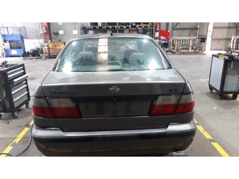 nissan primera berlina (p11) del año 1996