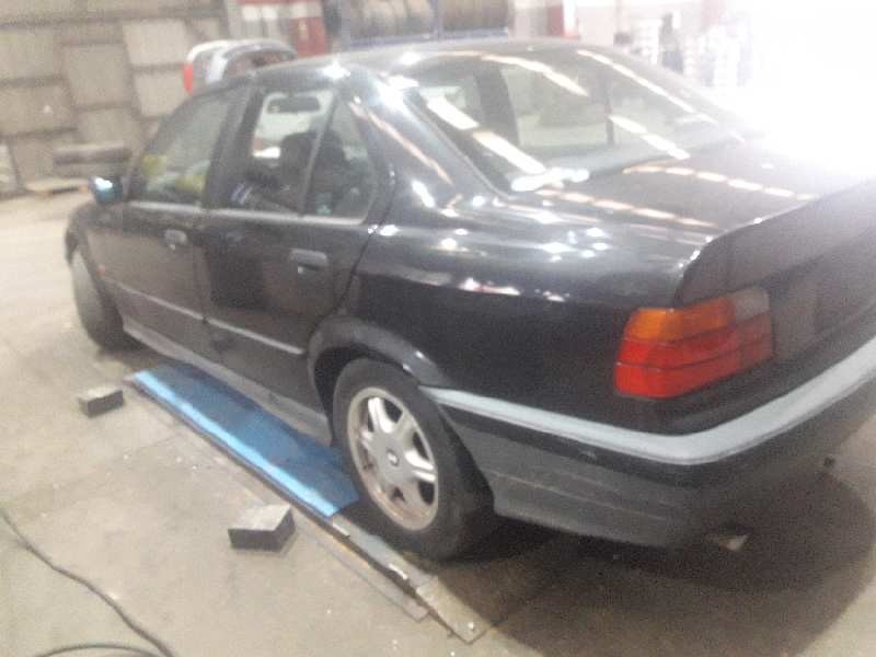 bmw serie 3 berlina (e36) del año 1994
