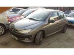 peugeot 206 berlina del año 2000