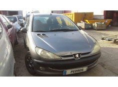 peugeot 206 berlina del año 2000 2